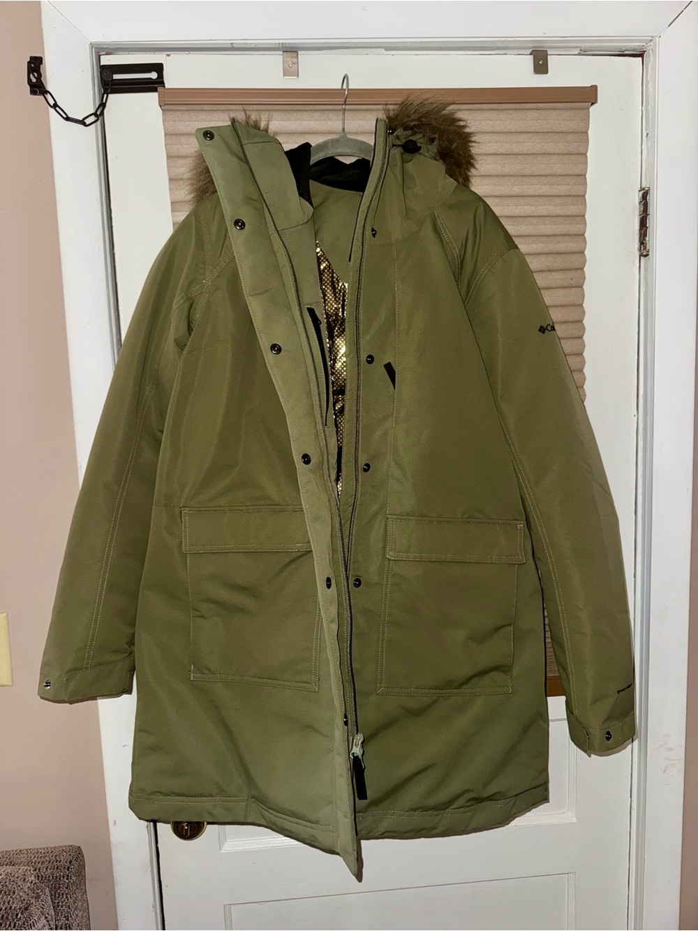 Columbia Olive Green Insulated Parka with Faux-Fur Hood